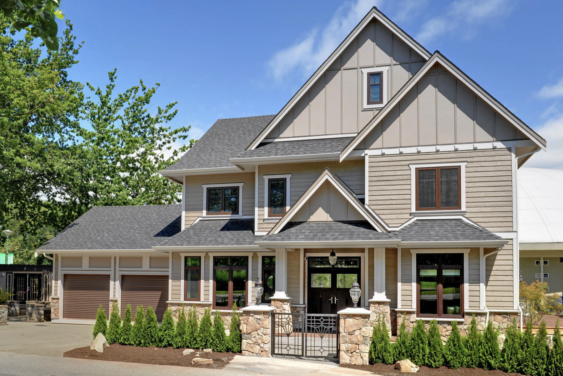 Traditional craftsman style home updated with high-performance Innotech windows